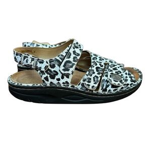 Finn Comfort Sandal 42 11 Leopard Animal Print Tiberias Soft White Malawi Shoes